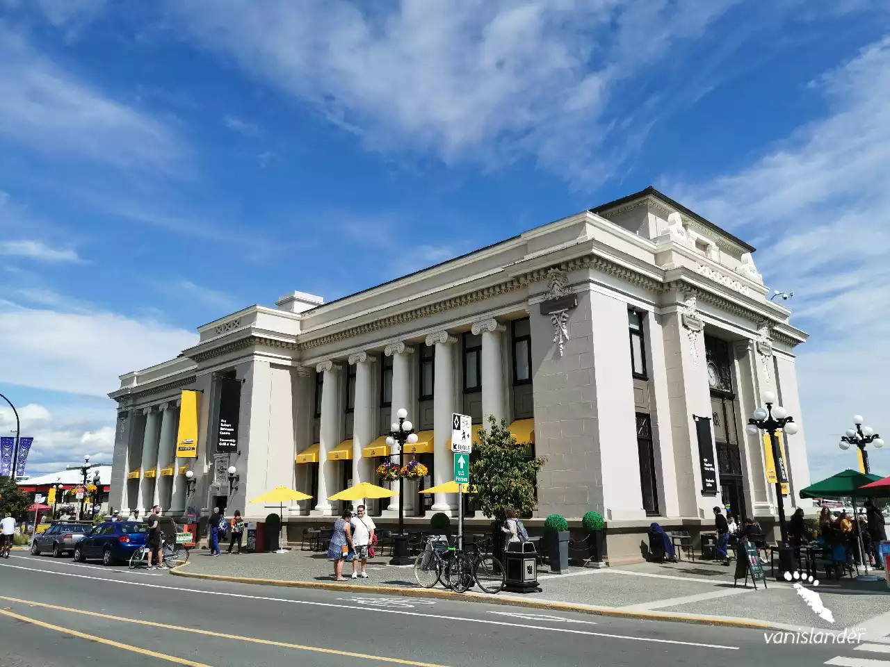 A Great white building in Victoria,  Vancouver Island