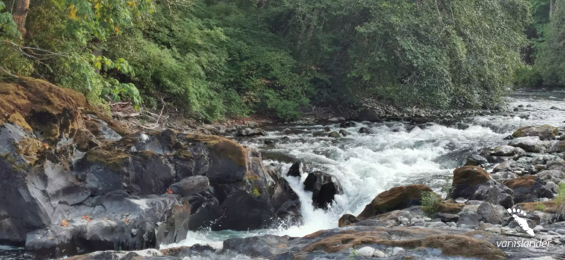 Vancouver Island - Skutz Falls - Vanislander